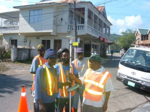 Mainza with his team